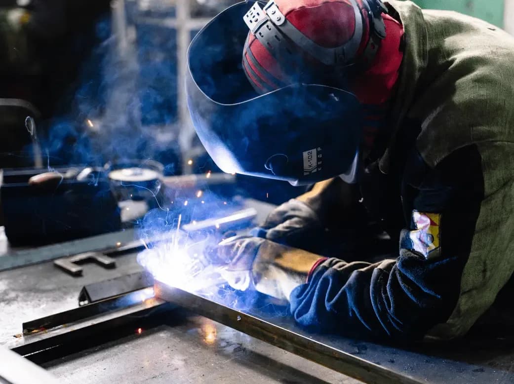 Spawanie aluminium TIG: Kompletny poradnik dla perfekcyjnej spoiny